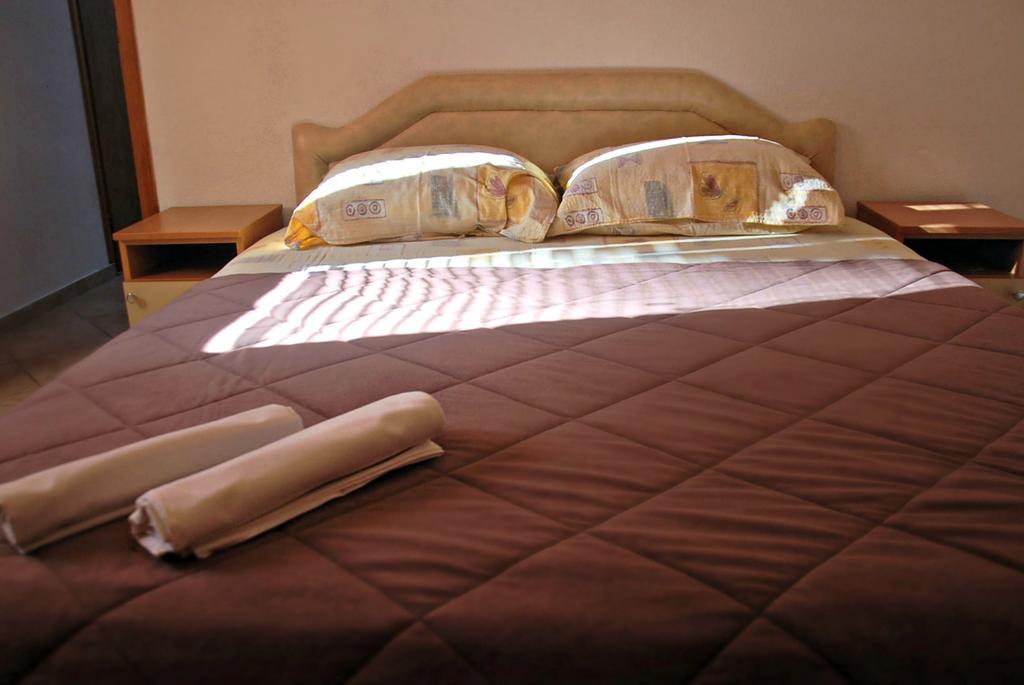Apartmani Bonik Budva Rum bild