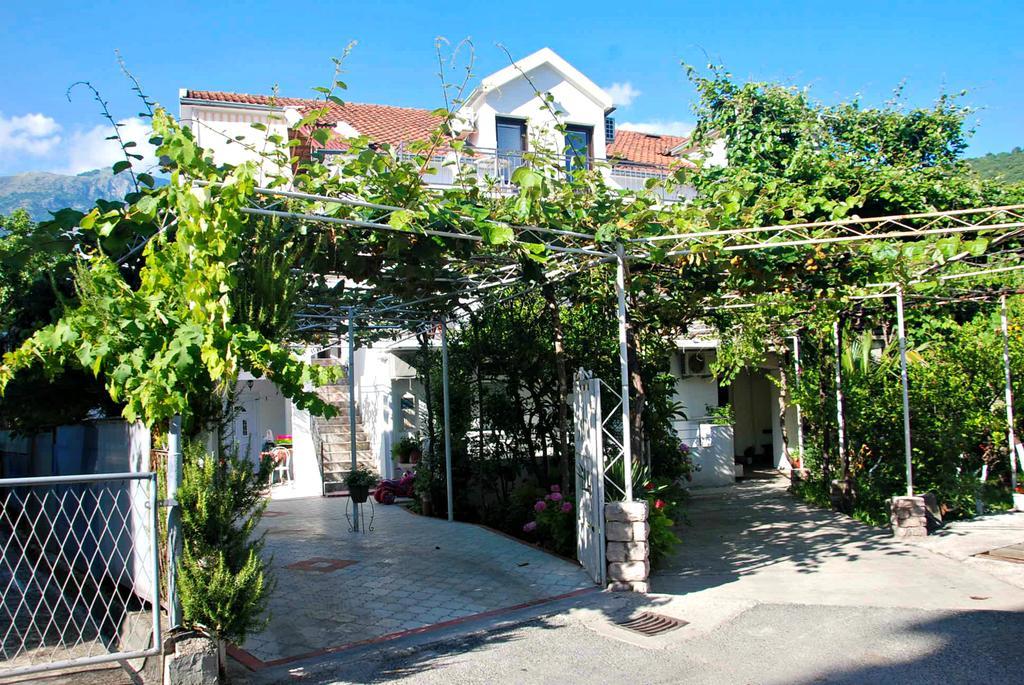 Apartmani Bonik Budva Exteriör bild