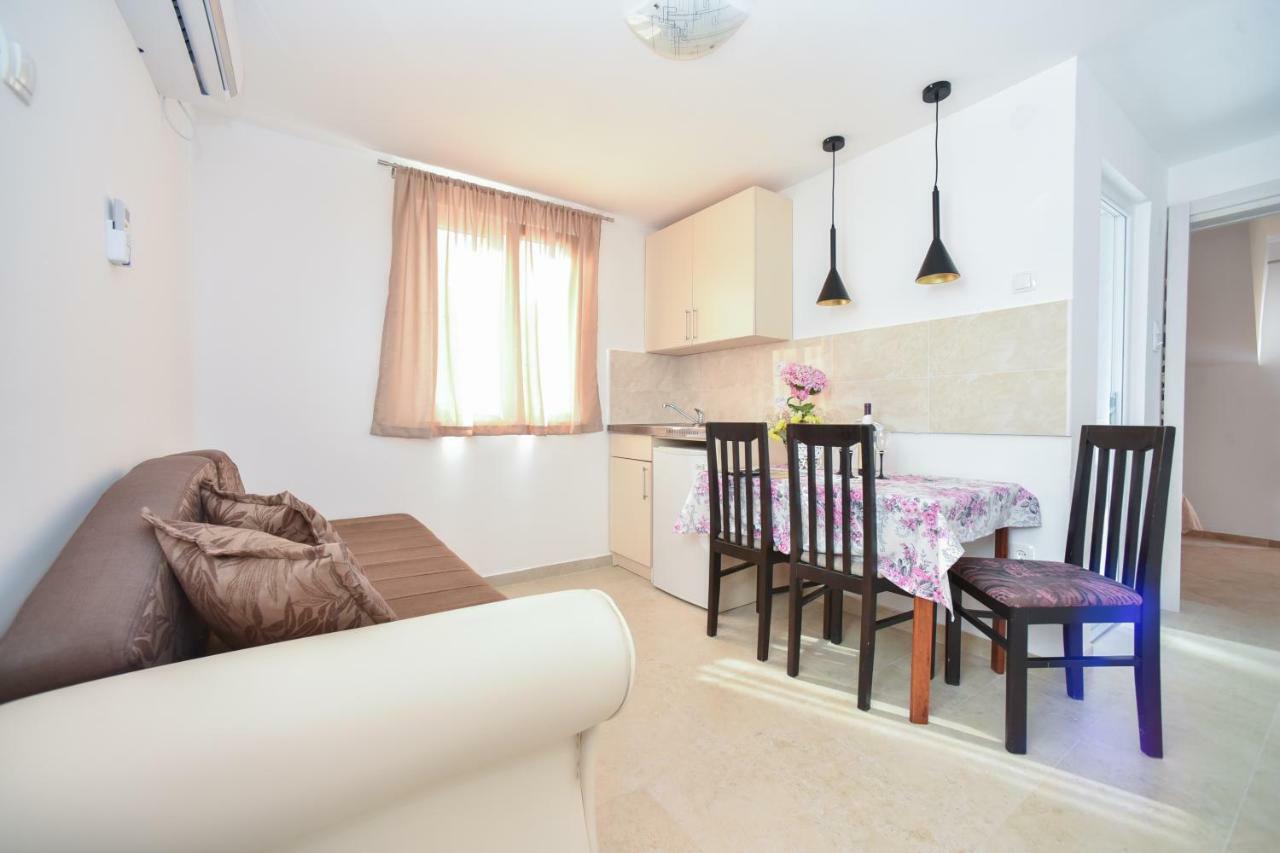 Apartmani Bonik Budva Exteriör bild