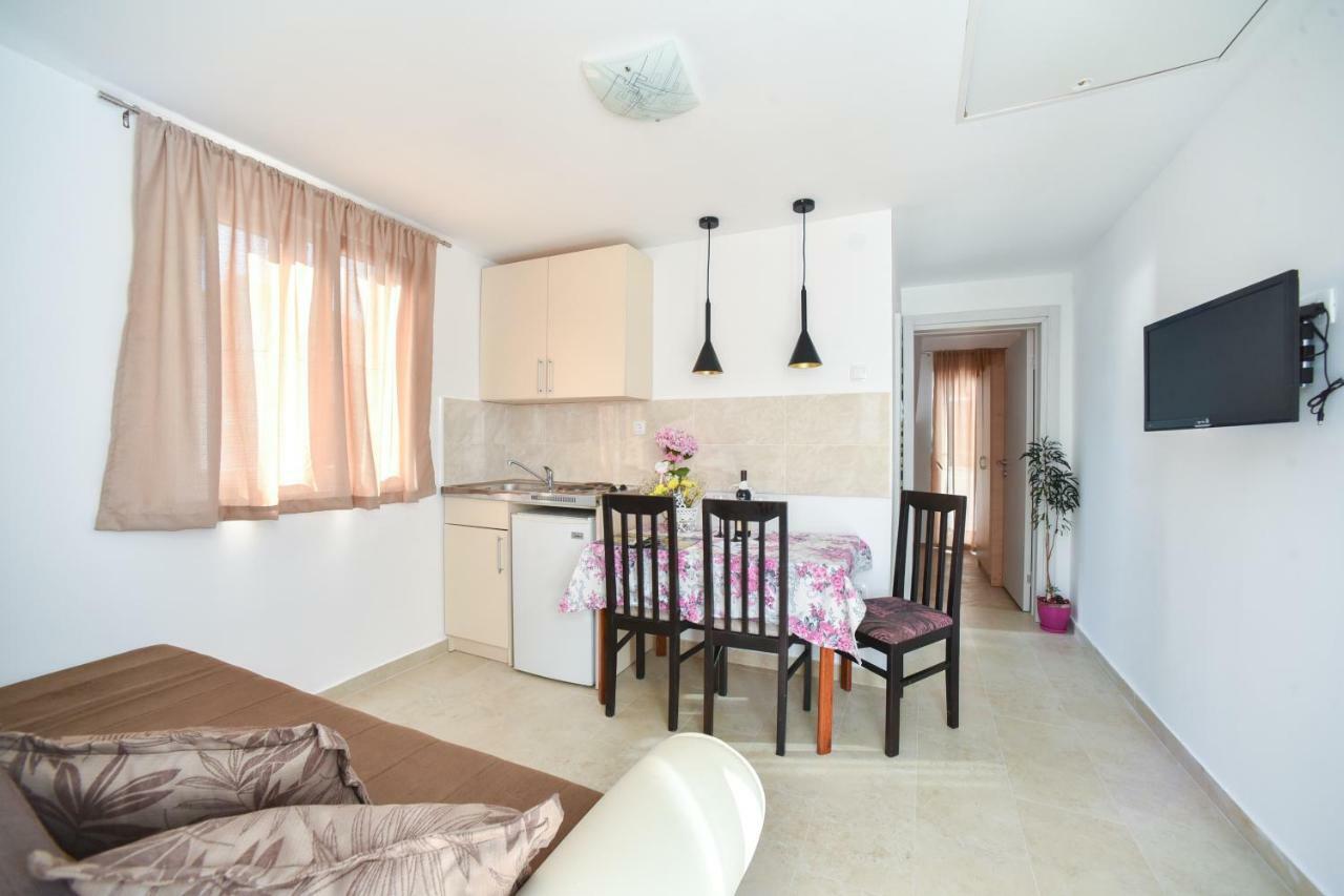 Apartmani Bonik Budva Exteriör bild