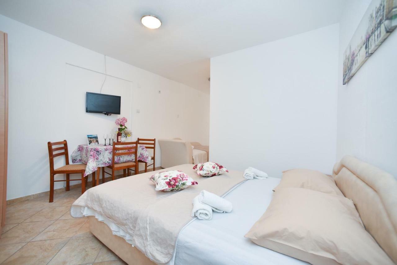 Apartmani Bonik Budva Exteriör bild