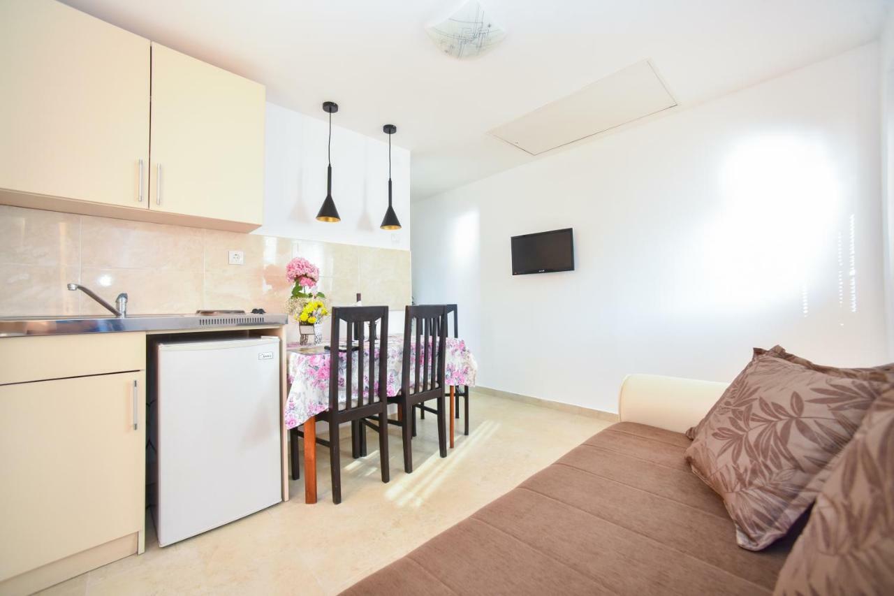 Apartmani Bonik Budva Exteriör bild