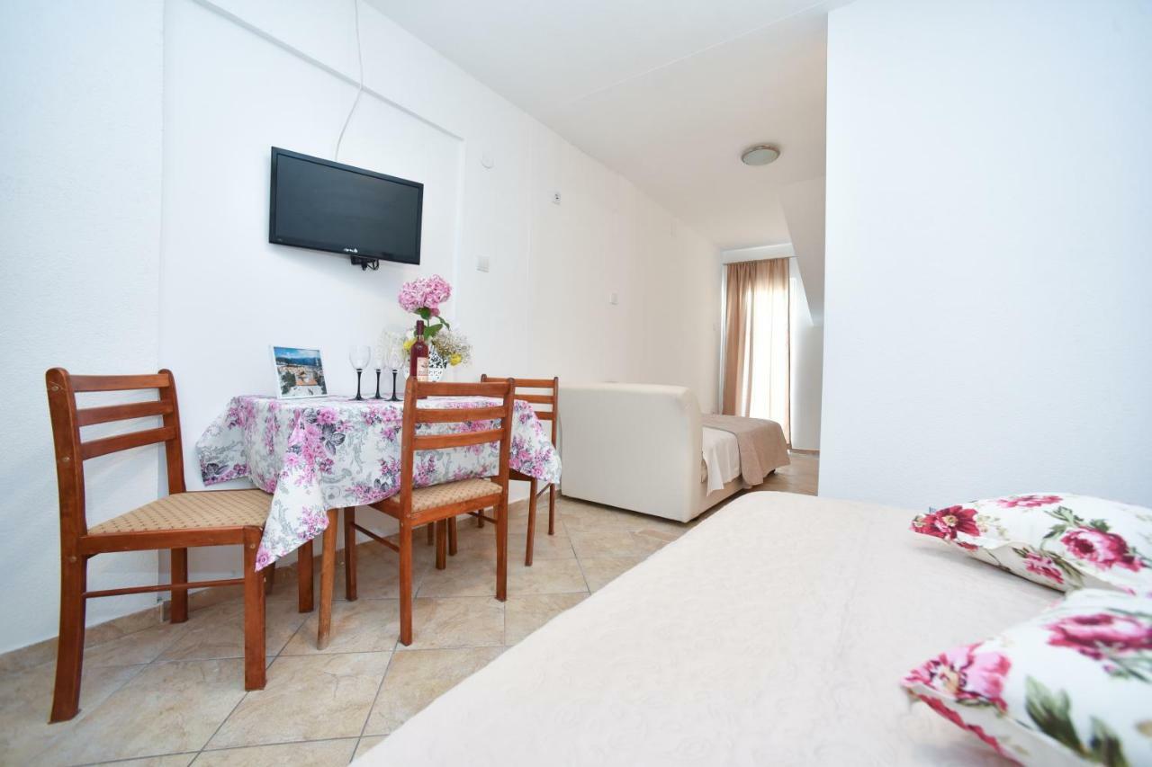 Apartmani Bonik Budva Exteriör bild