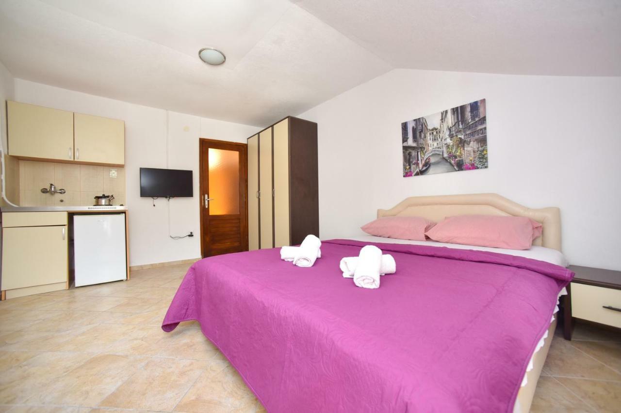 Apartmani Bonik Budva Exteriör bild